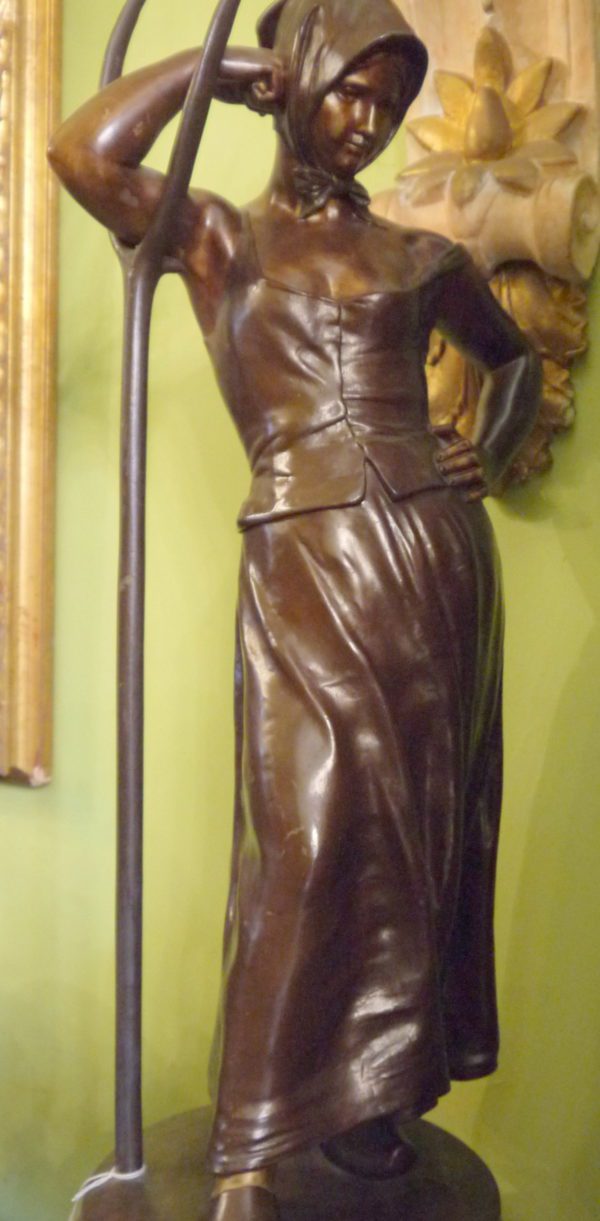 ALFRED BOUCHER Sculpture Bronze La Faneuse