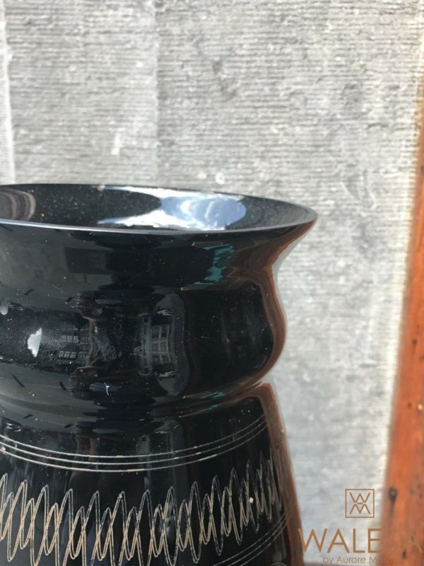 vases en verre hyalite