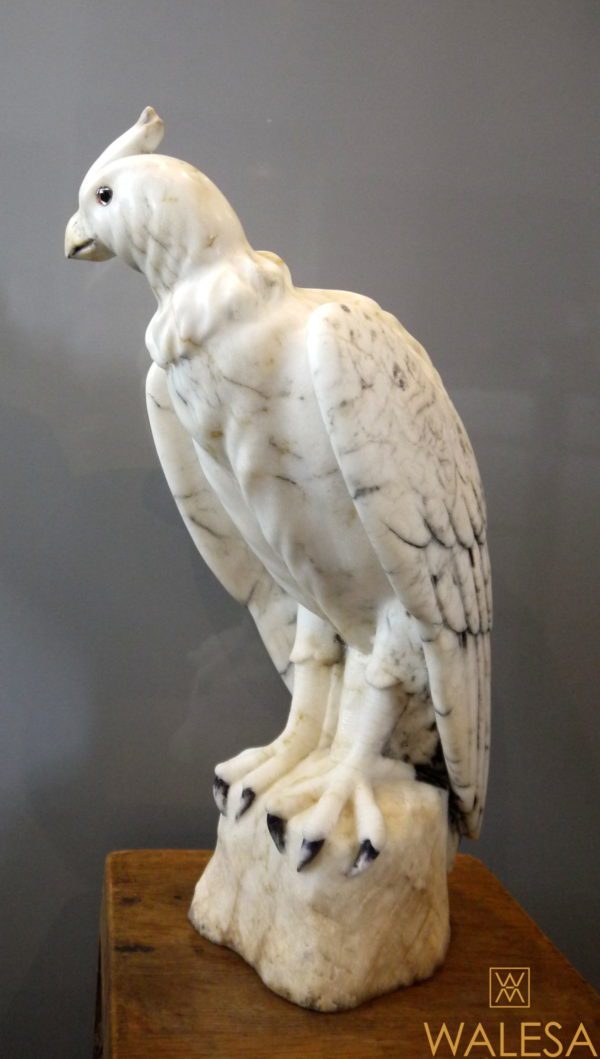Sculpture condor en marbre signée – Image 3