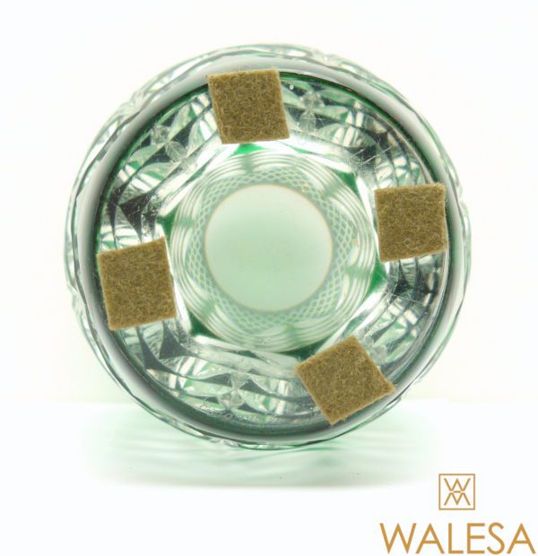 Vase cristal clair doublé vert et taillé Val Saint Lambert – Image 4