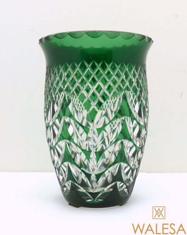 Vase cristal clair doublé vert et taillé Val Saint Lambert