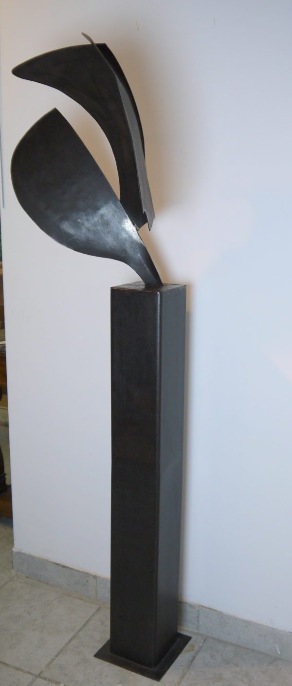 Baudart Johan, sculpture en acier sur socle, signée datée – Image 4