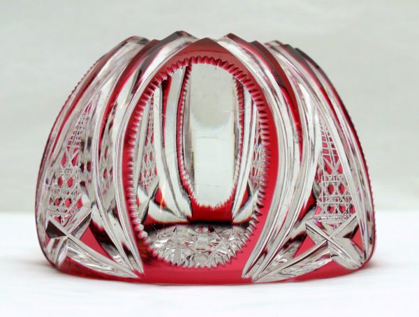 Presse papier cristal doublé rouge et taillé Val saint Lambert – Image 2