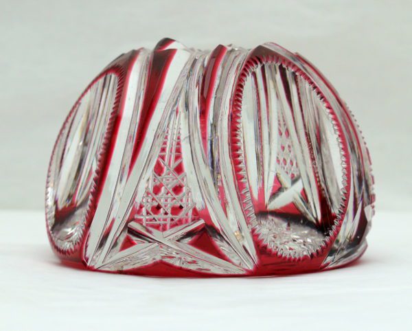 Presse papier cristal doublé rouge et taillé Val saint Lambert – Image 3