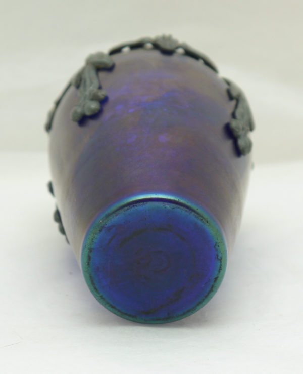 Vase Art Nouveau verre irisé et étain Sécession Viennoise – Image 6