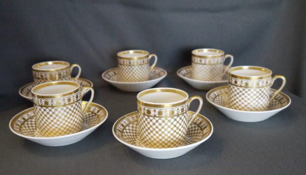 6 tasses litrons et soucoupes Porcelaine de Paris Epoque Empire – Image 2