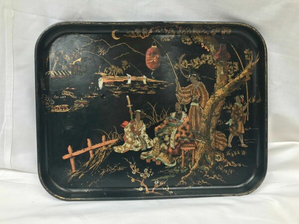 Plateau style Napoléon III laqué noir à décor Japonais – Image 2