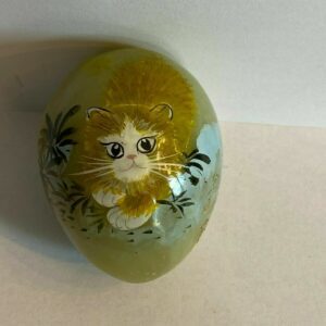 Oeuf en pierre motif chat