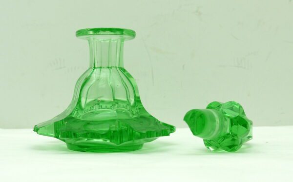 Flacon à parfum en verre urane – Image 3