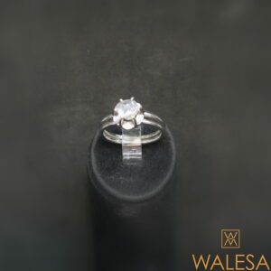 bague solitaire or blanc et diamant taille rose