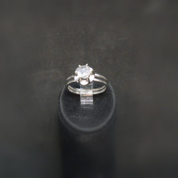 bague solitaire or blanc et diamant taille rose