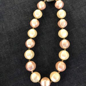 Collier vintage de grosses perles bicolores