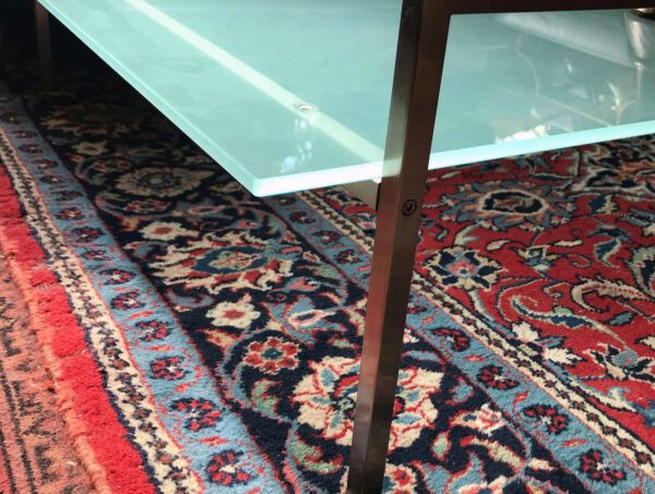 Table basse design italien en verre et métal argenté – Image 3