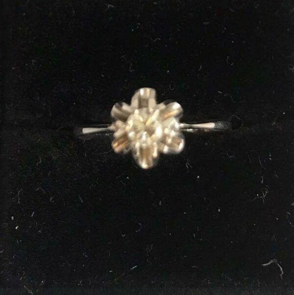 Bague de fiançailles femme or blanc et diamant – Image 3