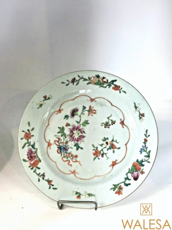 Assiette porcelaine Chine XVIIIeme