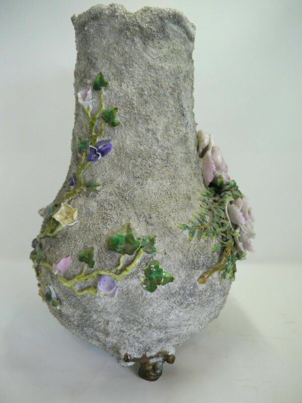 Paire de vases tripodes Porcelaine Sitzendorf – Image 6
