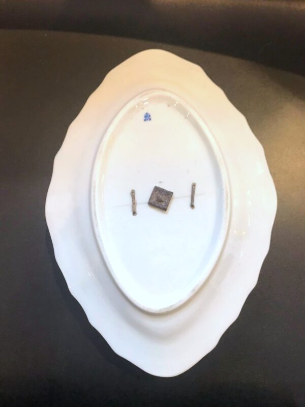 Saucière et son plateau en pâte tendre de Tournai – Image 6