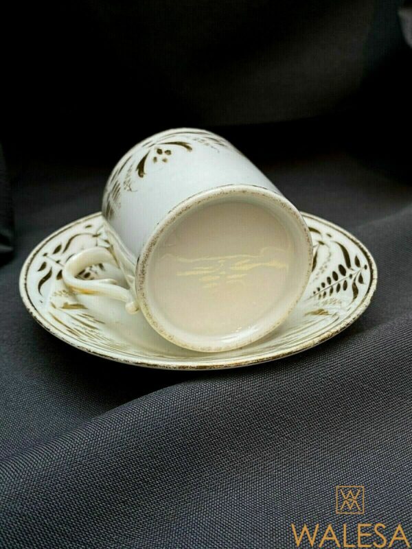 Tasse et soucoupe Style Empire porcelaine de Paris II – Image 4