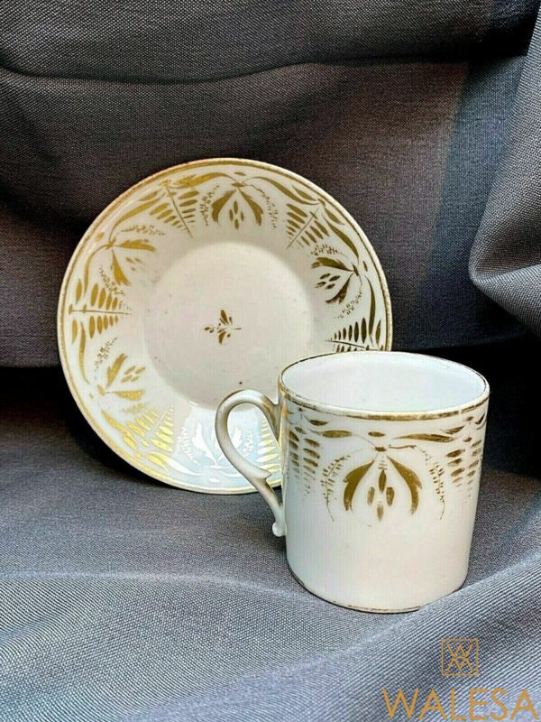 Tasse et soucoupe Style Empire porcelaine de Paris II – Image 2