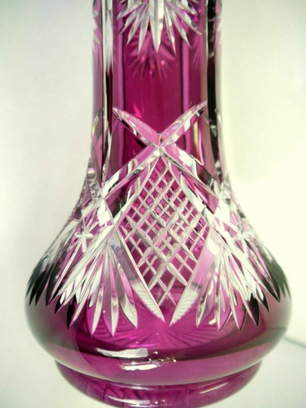 Grand vase Val Saint Lambert cristal doublé lie de vin taillé – Image 5