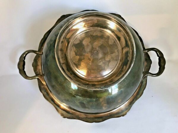 Grand plat en métal argenté style Louis XVI – Image 3