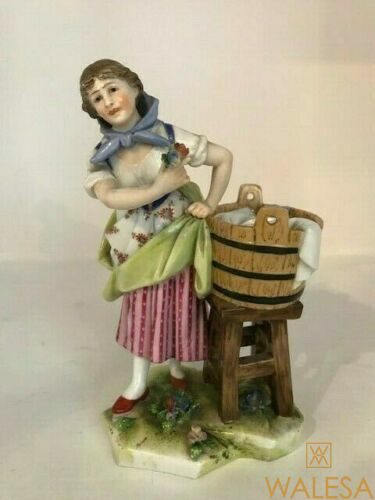 Statuette figurine porcelaine Allemagne XIXe