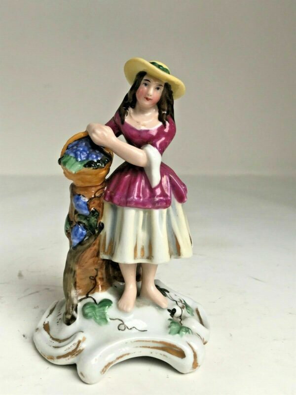 Statuette porcelaine Epoque XIXe