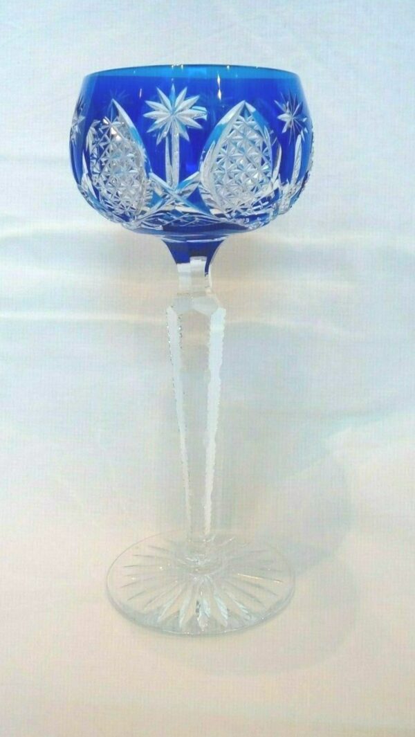 Verre cristal doublé bleu cobalt VAL SAINT LAMBERT et taillé