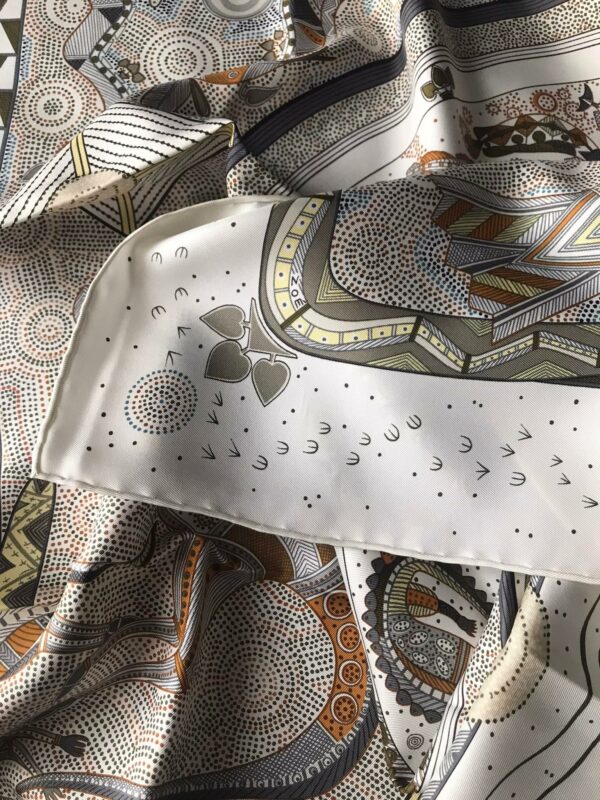 Hermès carré en soie "Rêve d’Australie" – Image 5