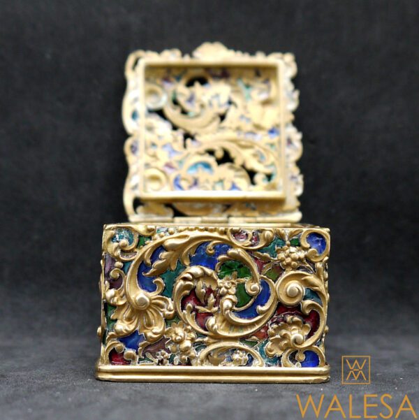 Coffret en laiton ajouré et émaux polychromes – Image 4