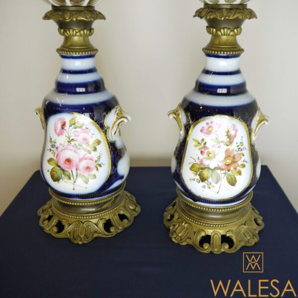 Paire de lampes en porcelaine bronze et overlay – Image 7