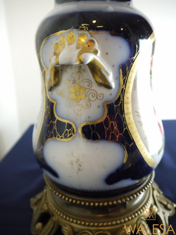 Paire de lampes en porcelaine bronze et overlay – Image 5