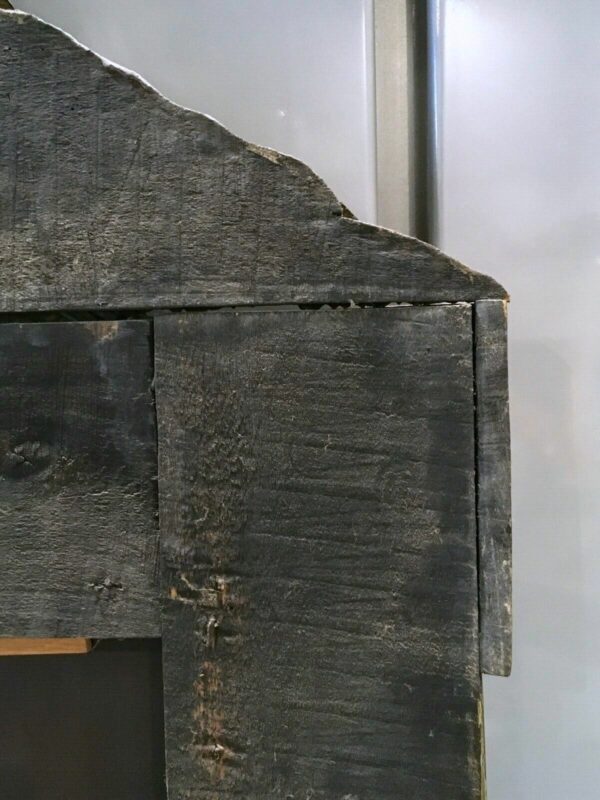 Miroir à fronton en laiton repoussé début XVIIIe – Image 12