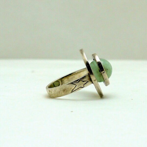 Bague moderniste argent pierre verte – Image 4
