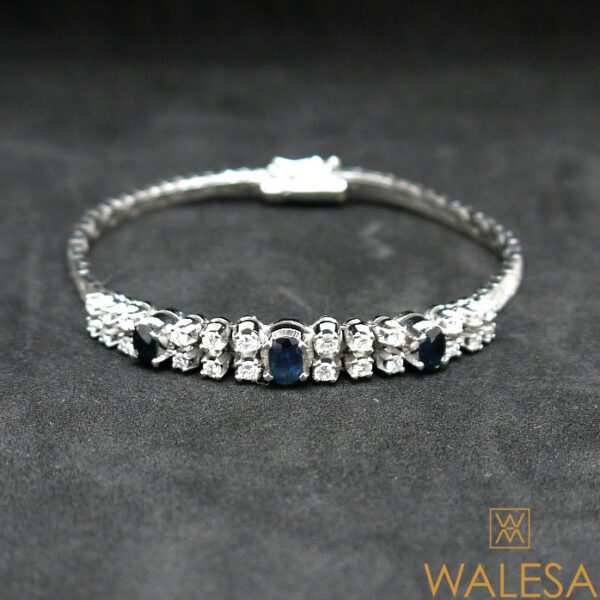 Bracelet or blanc diamants taille brillant et saphirs – Image 2