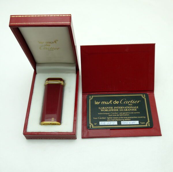 Briquet Must de Cartier