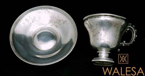 Tasse et sa soucoupe en argent décor rocaille – Image 3