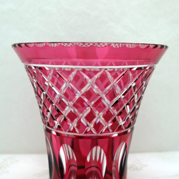 Vase évasé cristal doublé taillé Val Saint Lambert – Image 3