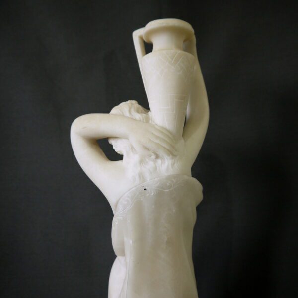 Sculpture marbre et albâtre jeune femme à la cruche – Image 5