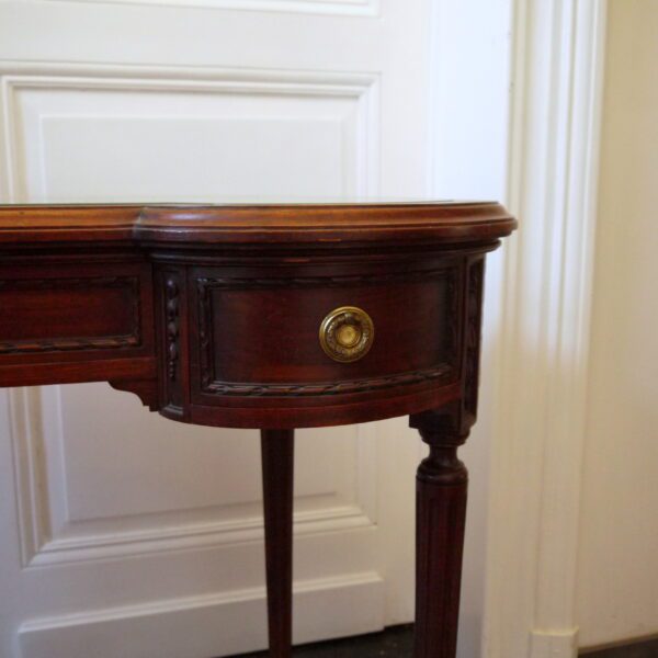 Coiffeuse de forme rognon de style louis XVI – Image 4