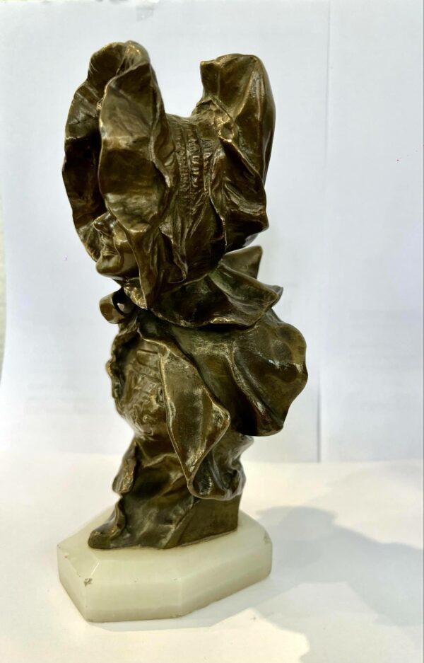 Georges VAN DER STRAETEN  “jeune femme rieuse” buste en bronze – Image 3