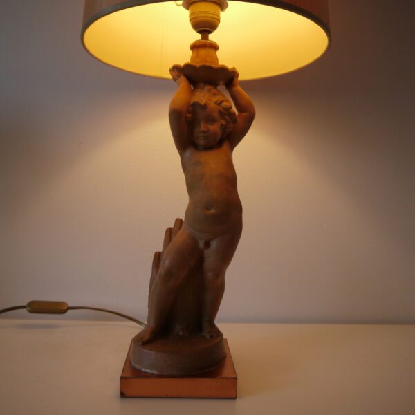 Lampe de table chérubin en terre cuite – Image 4