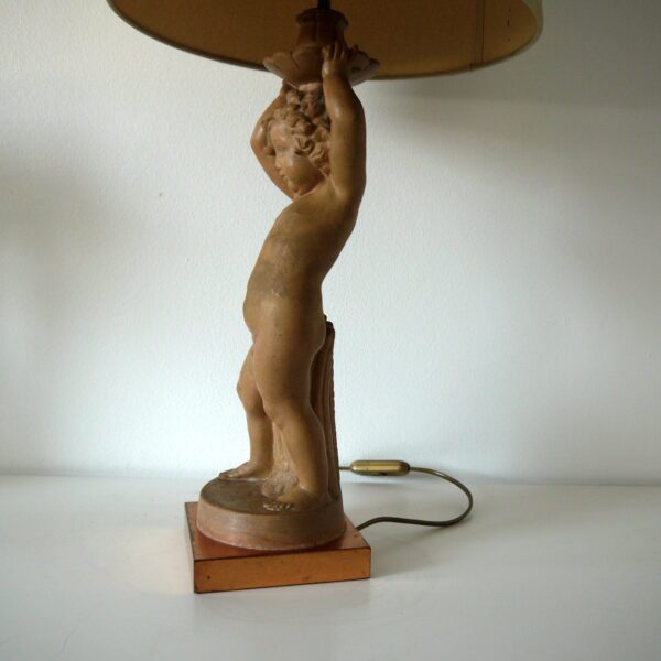 Lampe de table chérubin en terre cuite – Image 7