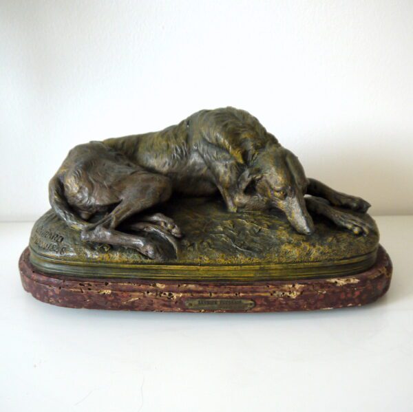 Paul Gayrard Sculpture lévrier en régule
