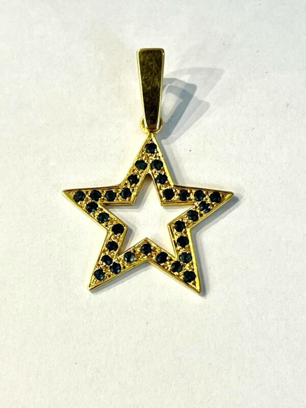Pendentif en or jaune et saphirs