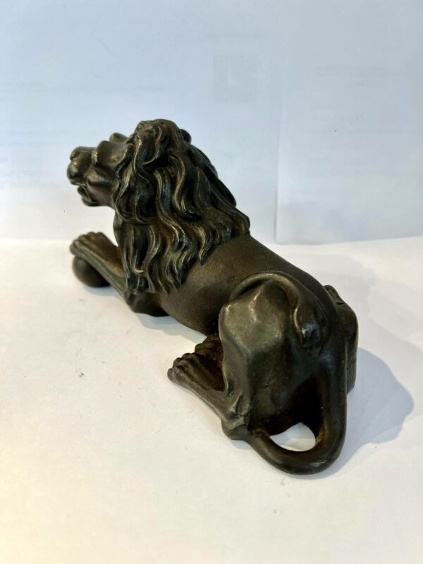 Sculpture- presse papier en fonte de fer - Lion – Image 7