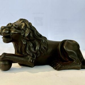 Sculpture- presse papier en fonte de fer - Lion
