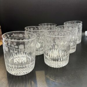 6 gobelets à whisky cristal clair à décor taillé et gravé