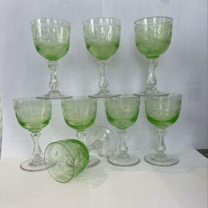 8 verres à vin en cristal du Val Saint Lambert vers 1900