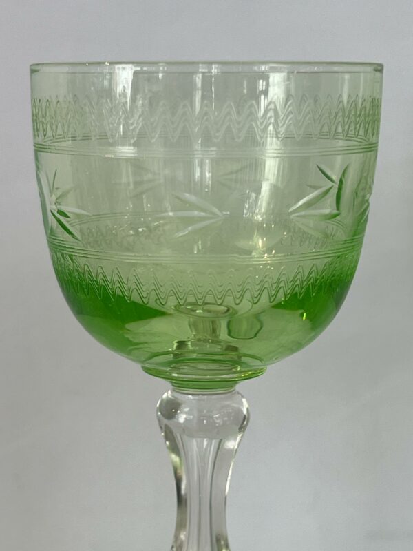 8 verres à vin en cristal du Val Saint Lambert vers 1900 – Image 7